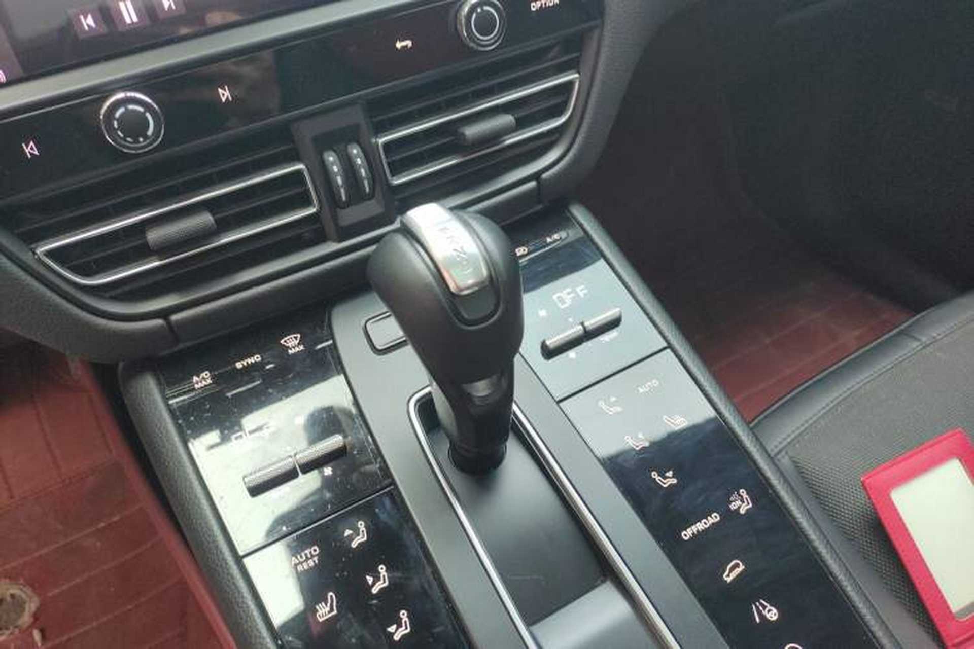 Used Porsche Macan 2022 Macan 2.0T Gear Lever