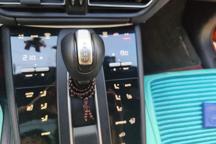 Used Porsche Macan 2022 Macan 2.0T Gear Lever