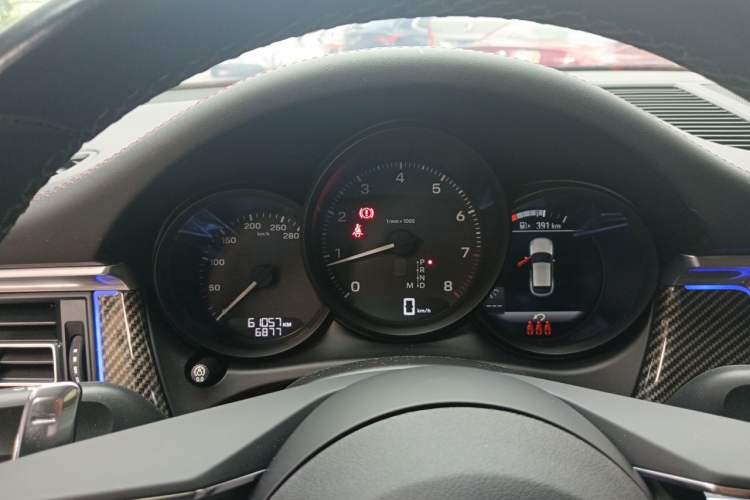 Used Porsche Macan 2022 Macan 2.0T Instrument Cluster