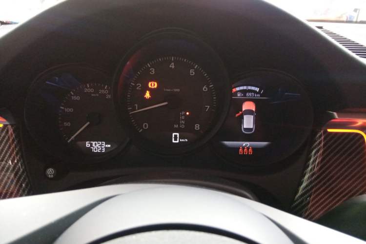 Used Porsche Macan 2022 Macan 2.0T Instrument Cluster