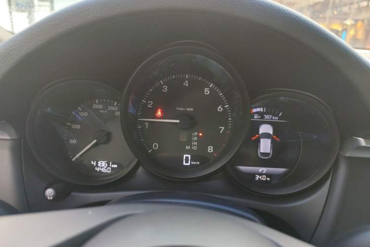 Used Porsche Macan 2022 Macan 2.0T Instrument Cluster