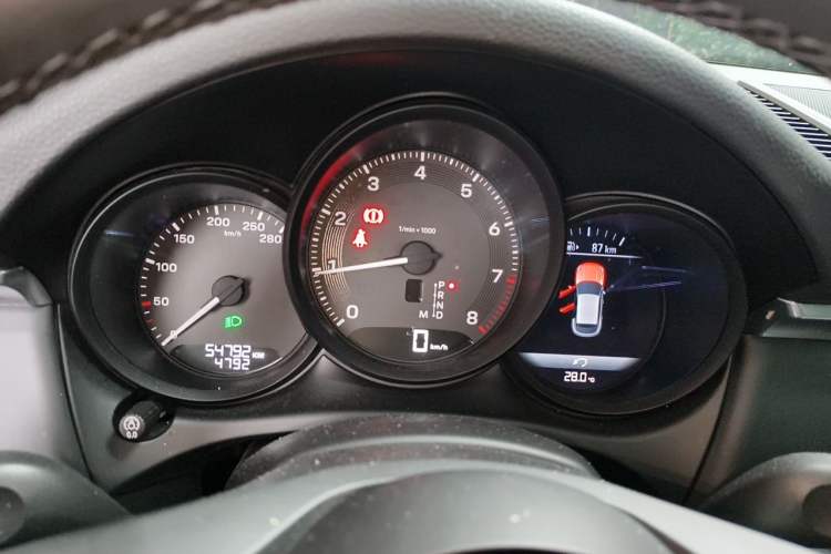 Used Porsche Macan 2022 Macan 2.0T Instrument Cluster