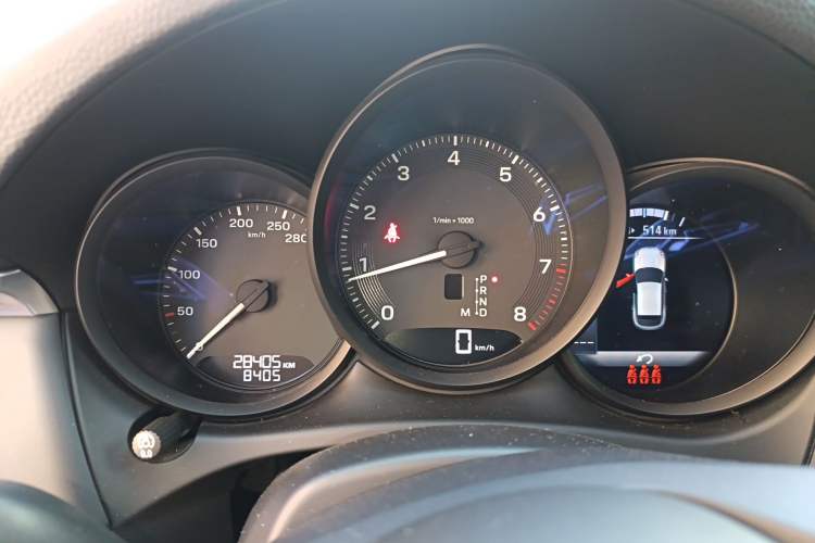 Used Porsche Macan 2022 Macan 2.0T Instrument Cluster