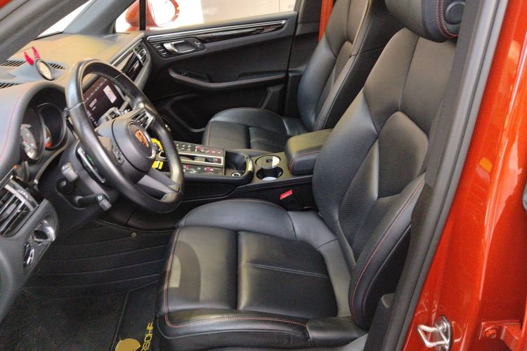 Used Porsche Macan 2022 Macan S 2.9T Left Front Seat
