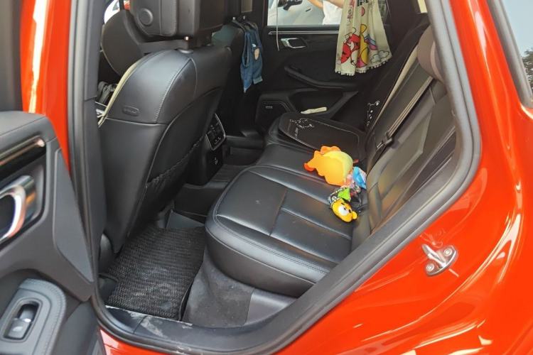 Used Porsche Macan 2022 Macan S 2.9T Left Rear Seat