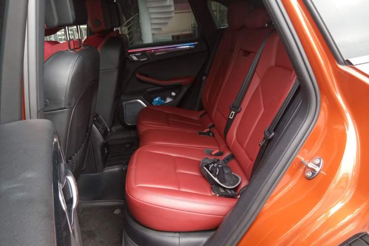 Used Porsche Macan 2022 Macan 2.0T Left Rear Seat