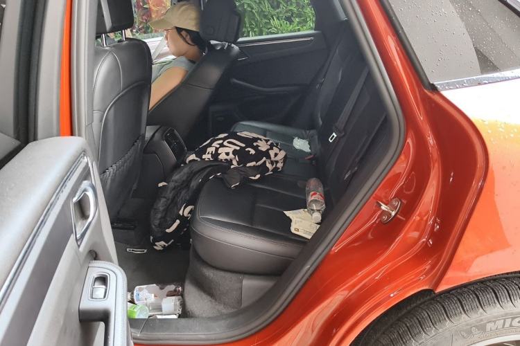 Used Porsche Macan 2022 Macan 2.0T Left Rear Seat