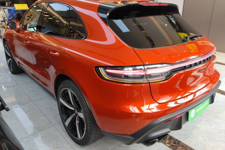 Used Porsche Macan 2022 Macan S 2.9T Left Side