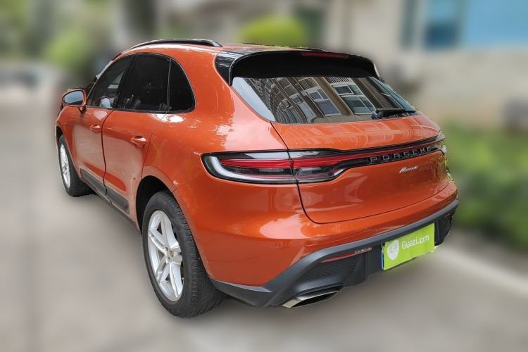 Used Porsche Macan 2022 Macan 2.0T Rear Left 45 Deg