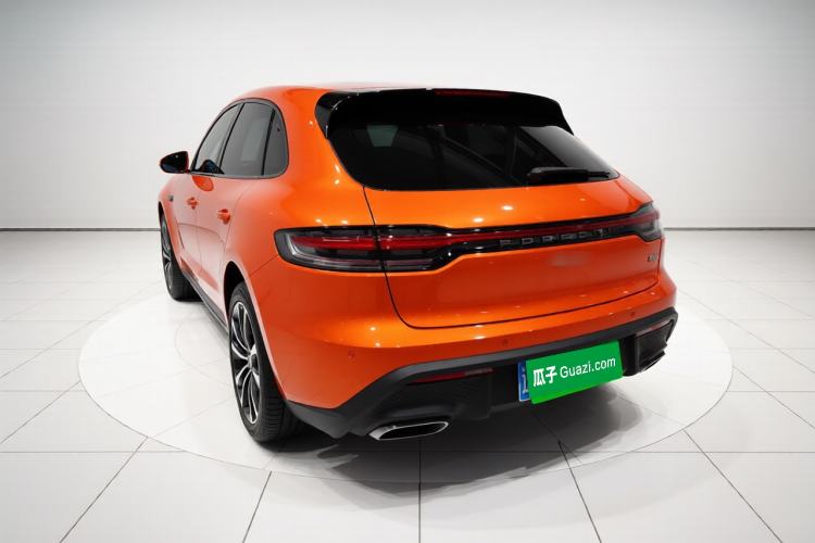 Used Porsche Macan 2022 Macan 2.0T Rear Left 45 Deg