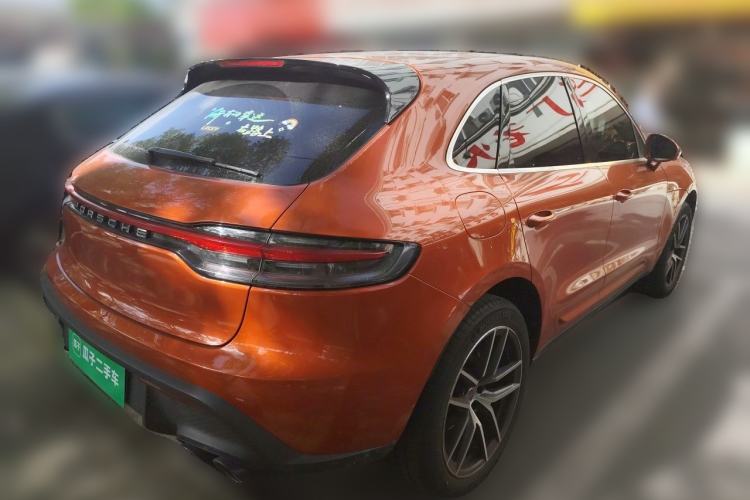 Used Porsche Macan 2022 Macan 2.0T Rear Right 45 Deg