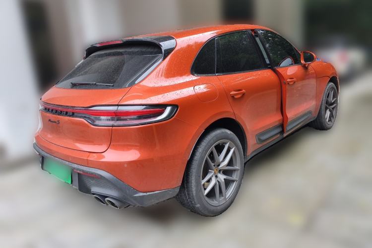 Used Porsche Macan 2022 Macan 2.0T Rear Right 45 Deg