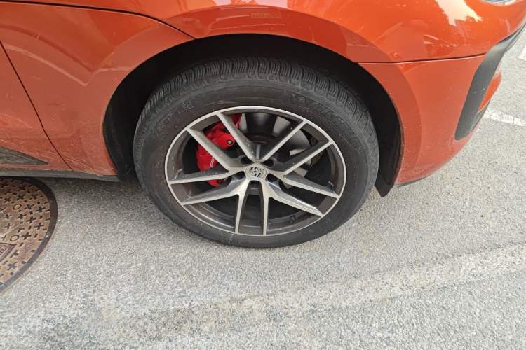 Used Porsche Macan 2022 Macan S 2.9T Right Front Wheel Hub