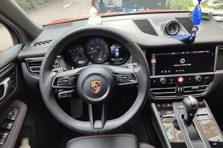 Used Porsche Macan 2022 Macan 2.0T Steering Wheel