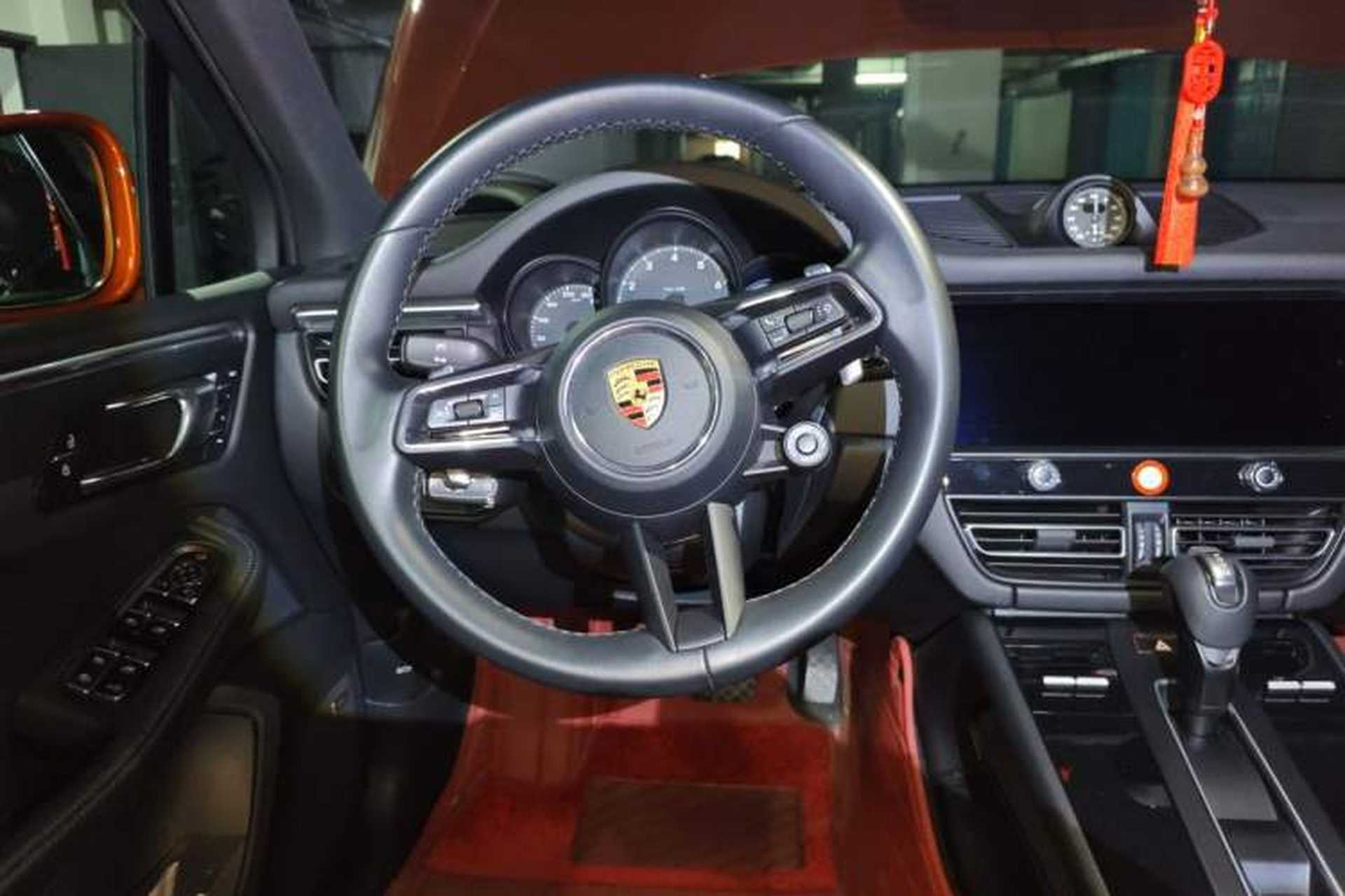 Used Porsche Macan 2022 Macan 2.0T Steering Wheel
