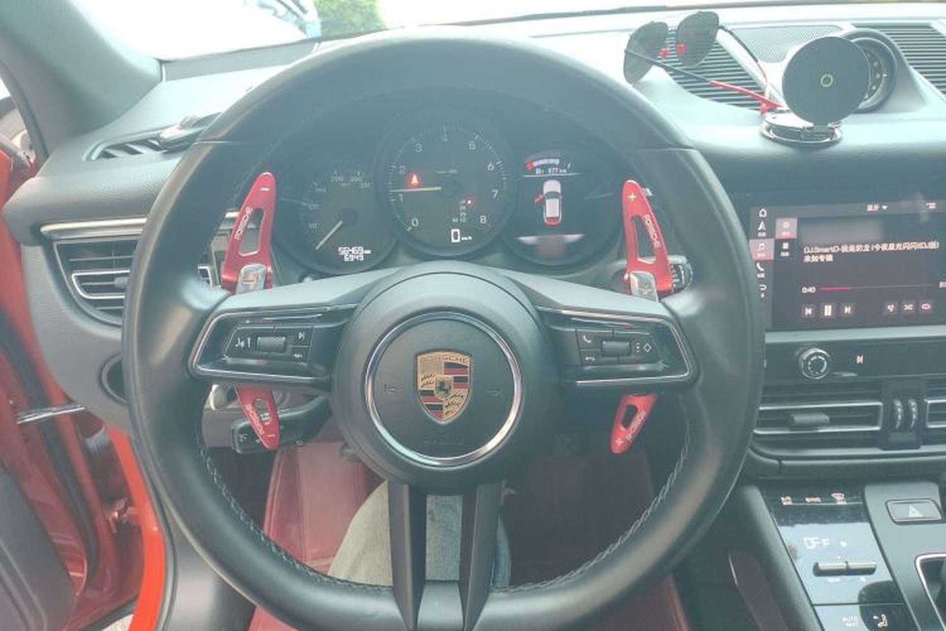Used Porsche Macan 2022 Macan 2.0T Steering Wheel