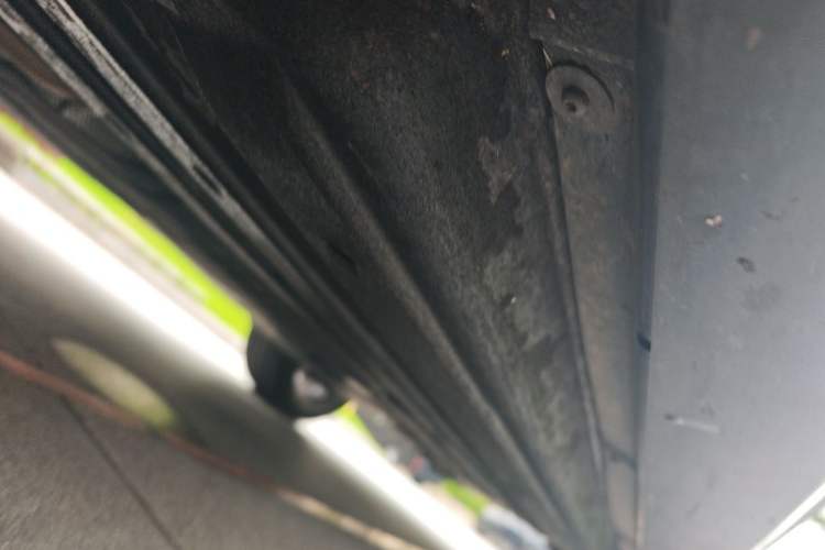 Used Porsche Macan 2022 Macan 2.0T Chassis Front Left