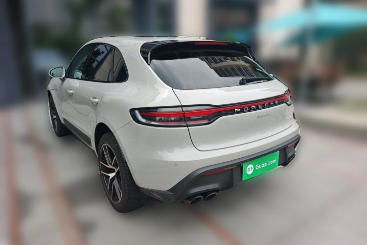 Used Porsche Macan 2022 Macan 2.0T Rear Left 45 Deg