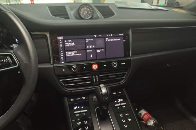 Used Porsche Macan 2022 Macan 2.0T Audio And AC Panel