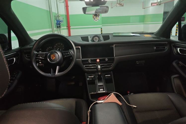 Used Porsche Macan 2022 Macan 2.0T Center Console