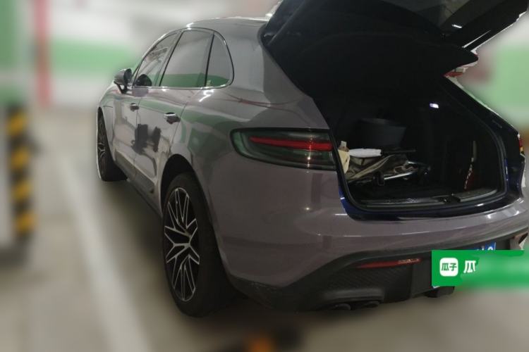 Used Porsche Macan 2022 Macan 2.0T Rear Left 45 Deg