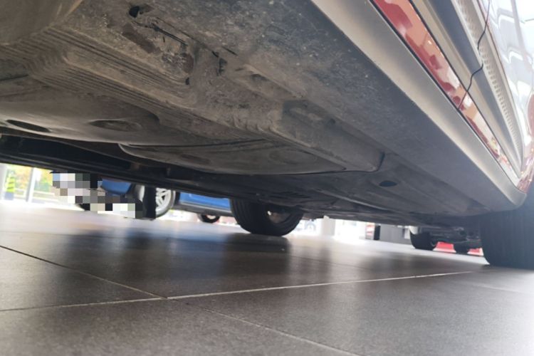 Used Porsche Macan 2022 Macan 2.0T Chassis Rear Right