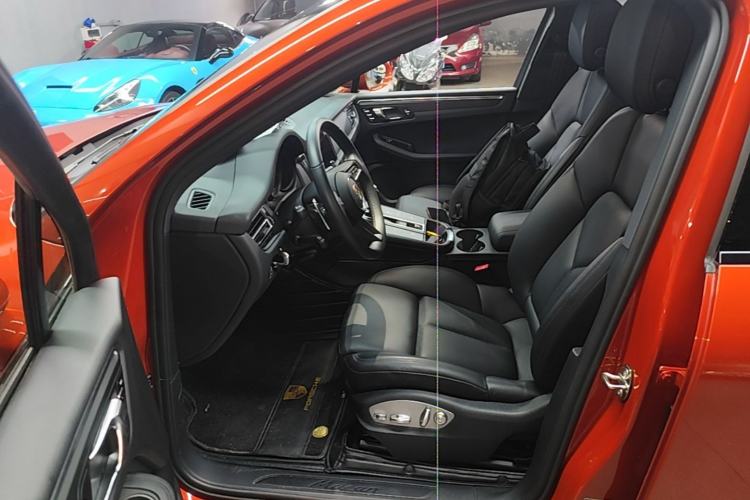 Used Porsche Macan 2022 Macan 2.0T Driver Seat