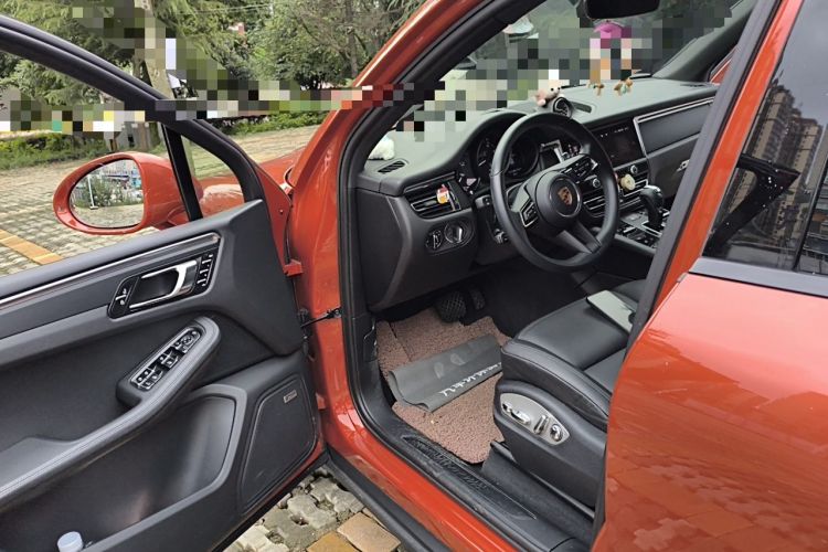 Used Porsche Macan 2022 Macan 2.0T Driver Seat
