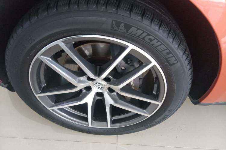 Used Porsche Macan 2022 Macan 2.0T Exterior 4