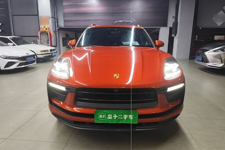 Used Porsche Macan 2022 Macan 2.0T Front