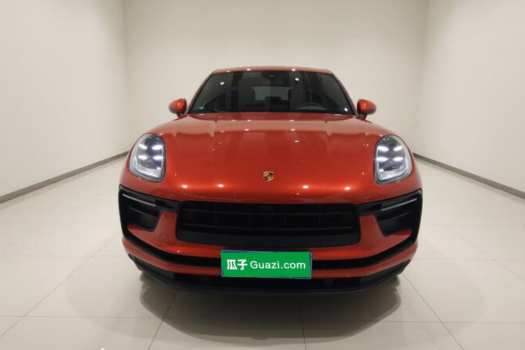 Used Porsche Macan 2022 Macan 2.0T Front