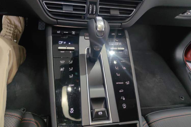 Used Porsche Macan 2022 Macan 2.0T Gear Lever