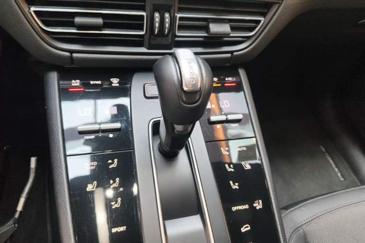 Used Porsche Macan 2022 Macan 2.0T Gear Lever