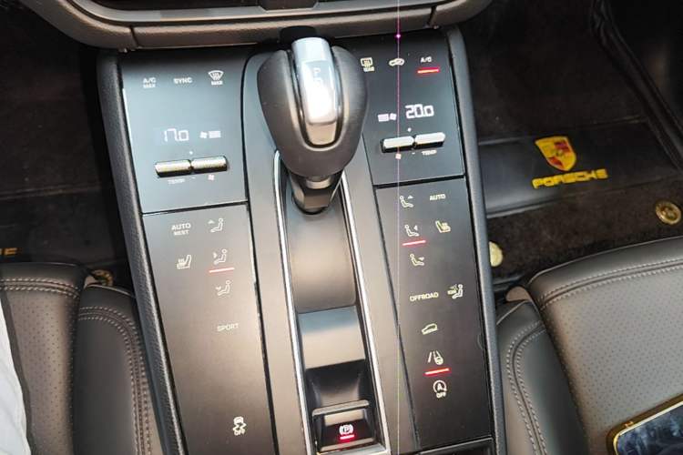 Used Porsche Macan 2022 Macan 2.0T Gear Lever
