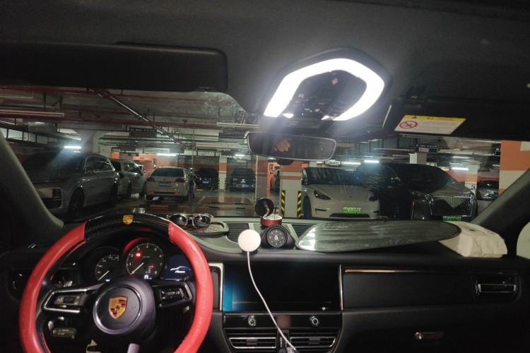 Used Porsche Macan 2022 Macan 2.0T Headliner