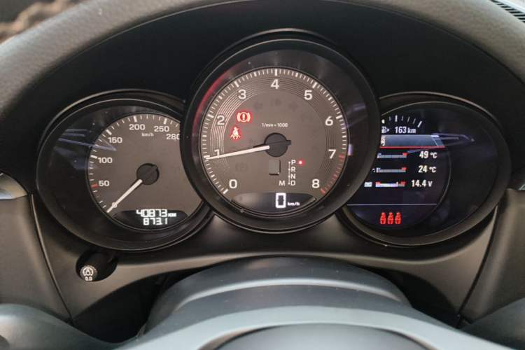Used Porsche Macan 2022 Macan 2.0T Instrument Cluster