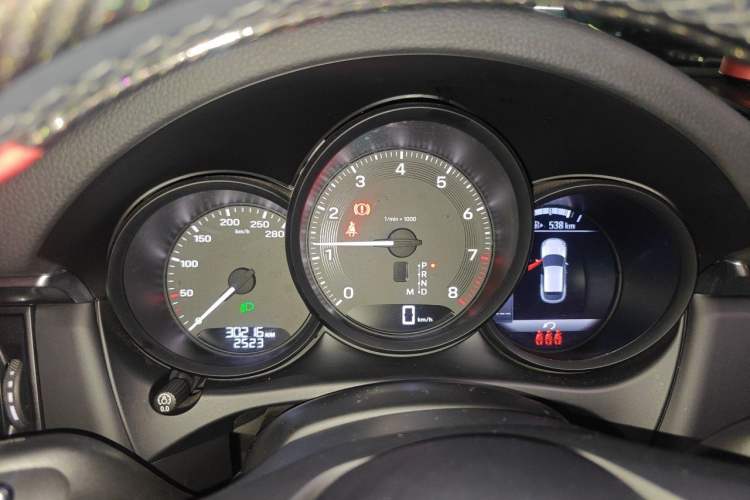 Used Porsche Macan 2022 Macan 2.0T Instrument Cluster