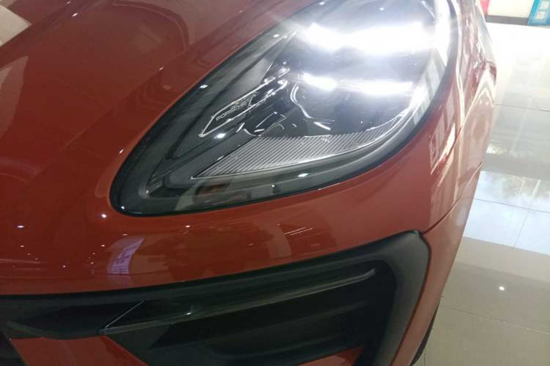 Used Porsche Macan 2022 Macan 2.0T Left Front Headlight
