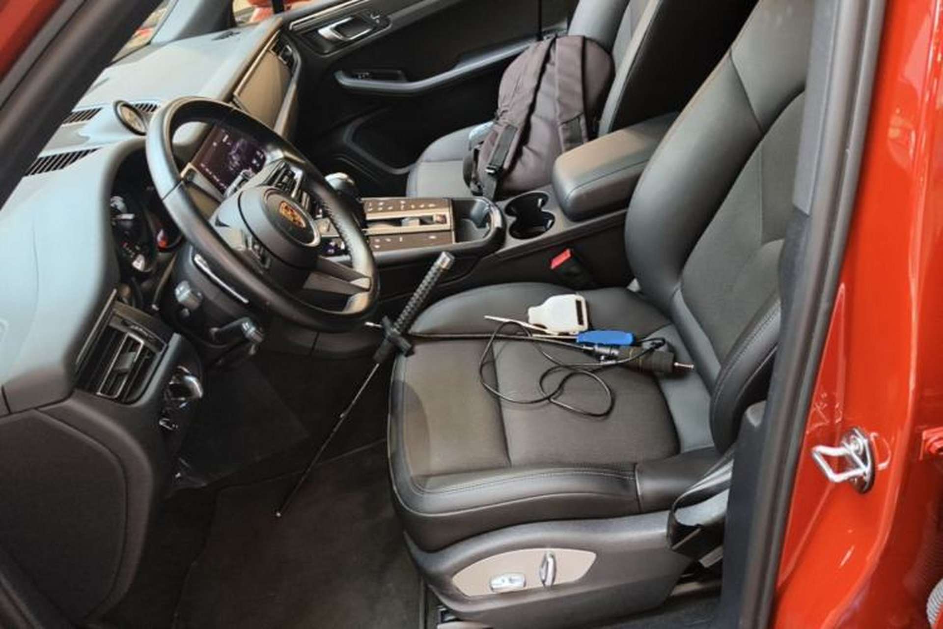 Used Porsche Macan 2022 Macan 2.0T Left Front Seat