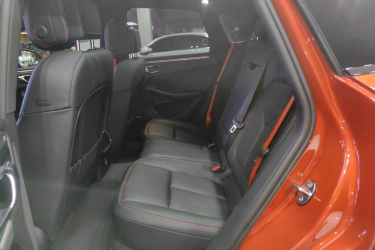 Used Porsche Macan 2022 Macan 2.0T Left Rear Seat