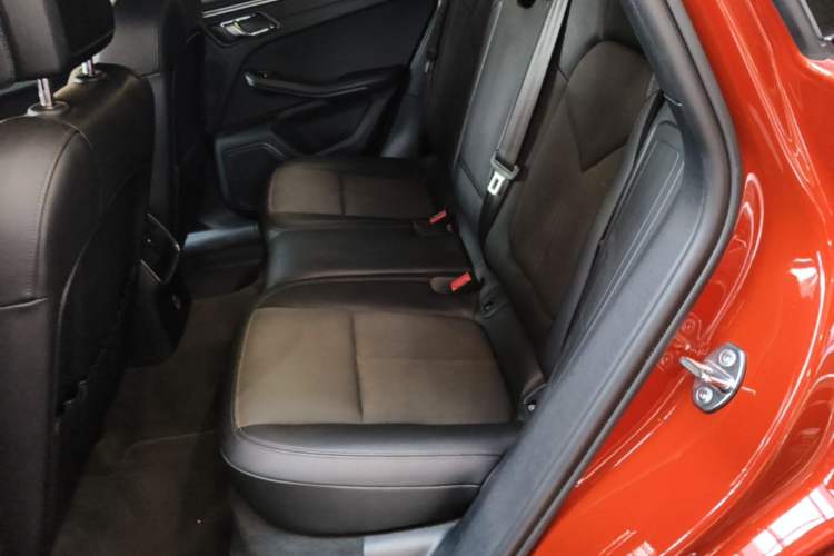 Used Porsche Macan 2022 Macan 2.0T Left Rear Seat