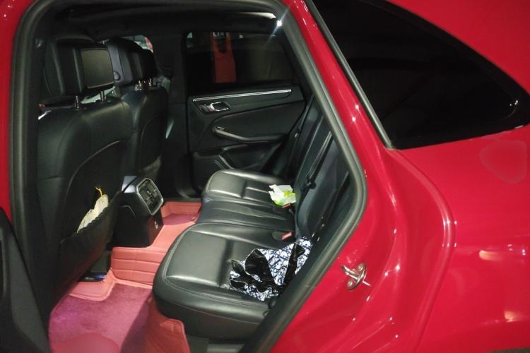 Used Porsche Macan 2022 Macan 2.0T Left Rear Seat