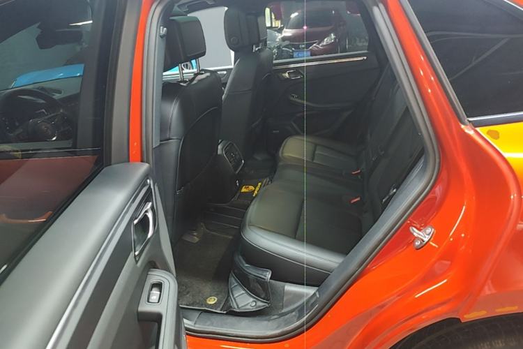 Used Porsche Macan 2022 Macan 2.0T Left Rear Seat