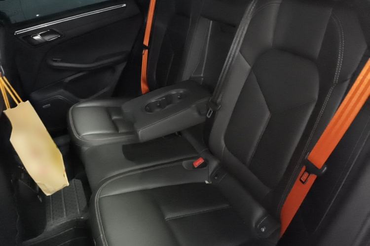 Used Porsche Macan 2022 Macan 2.0T Left Rear Seat