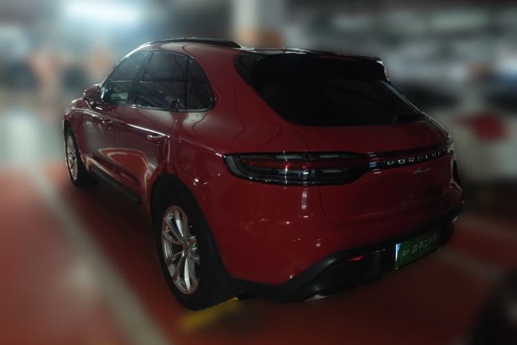 Used Porsche Macan 2022 Macan 2.0T Rear Left 45 Deg