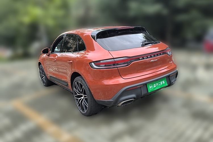 Used Porsche Macan 2022 Macan 2.0T Rear Left 45 Deg