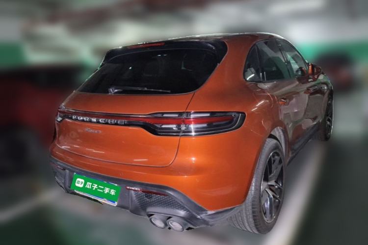 Used Porsche Macan 2022 Macan 2.0T Rear Right 45 Deg