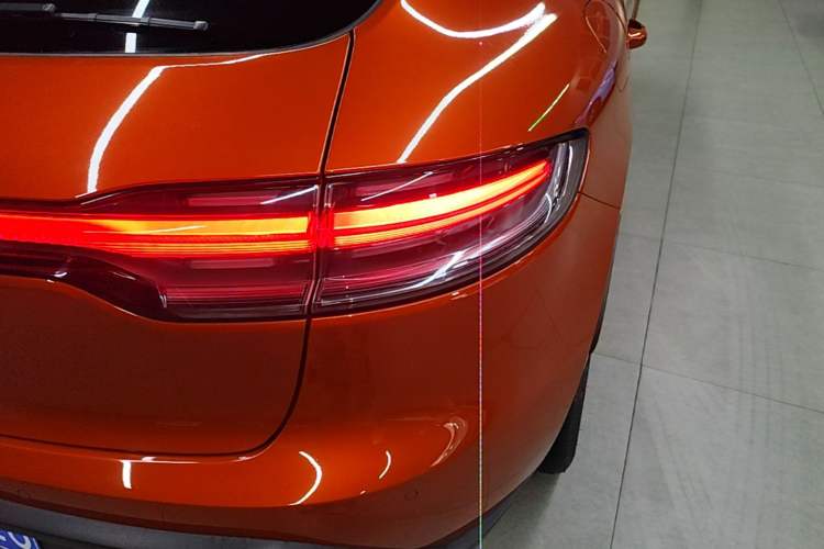 Used Porsche Macan 2022 Macan 2.0T Right Rear Taillight