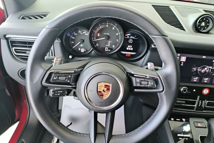 Used Porsche Macan 2022 Macan 2.0T Steering Wheel