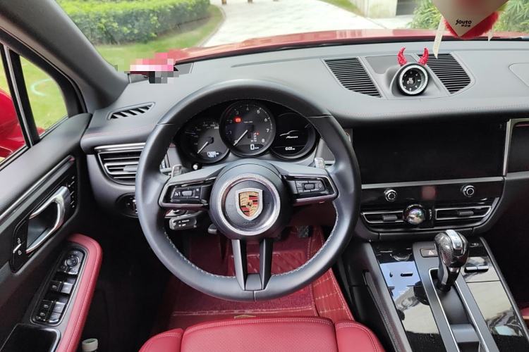 Used Porsche Macan 2022 Macan 2.0T Steering Wheel